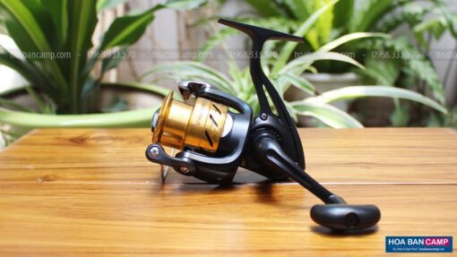 Máy Câu Dọc Daiwa StrikeForce 2500B SD 8