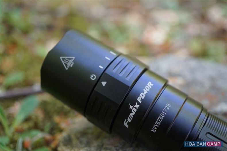 Đèn Pin Fenix PD40R V2 3000 Lumens