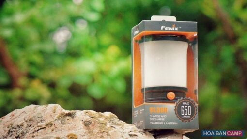 Den Cam Trai Fenix CL30R 650 Lumens 01