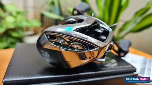 May Cau Ngang Daiwa Steez Limited SV TW 1000HL 5