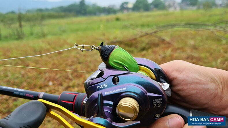 Moi Lure Frog Toon Canh Cam V5 5