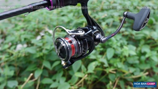 Máy Câu Dọc Daiwa REVROS TG LT