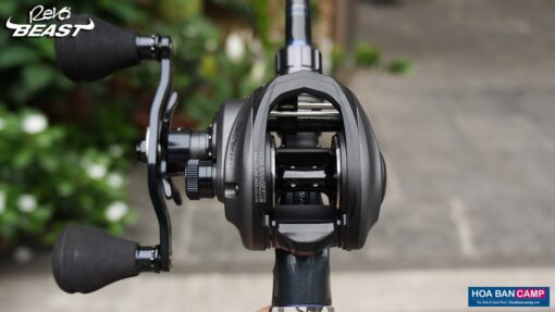 May Cau Ngang Abu Garcia Revo Beast