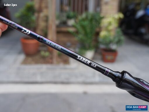 Can lure Daiwa 21 Saber ULG 2 khuc