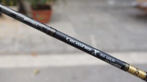 Can Daiwa Crossfire X ULG 2 khuc