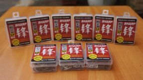Hop luoi Chinu DBEST 100 pcs