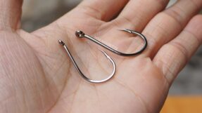 Hop luoi Chinu DBEST 100 pcs