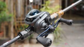 Máy Câu Ngang Daiwa RC 100 GM